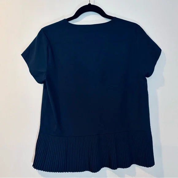 Spanx Shirt Medium pleated bottom cap sleeve Size Medium Navy Blue - Picture 2 of 5